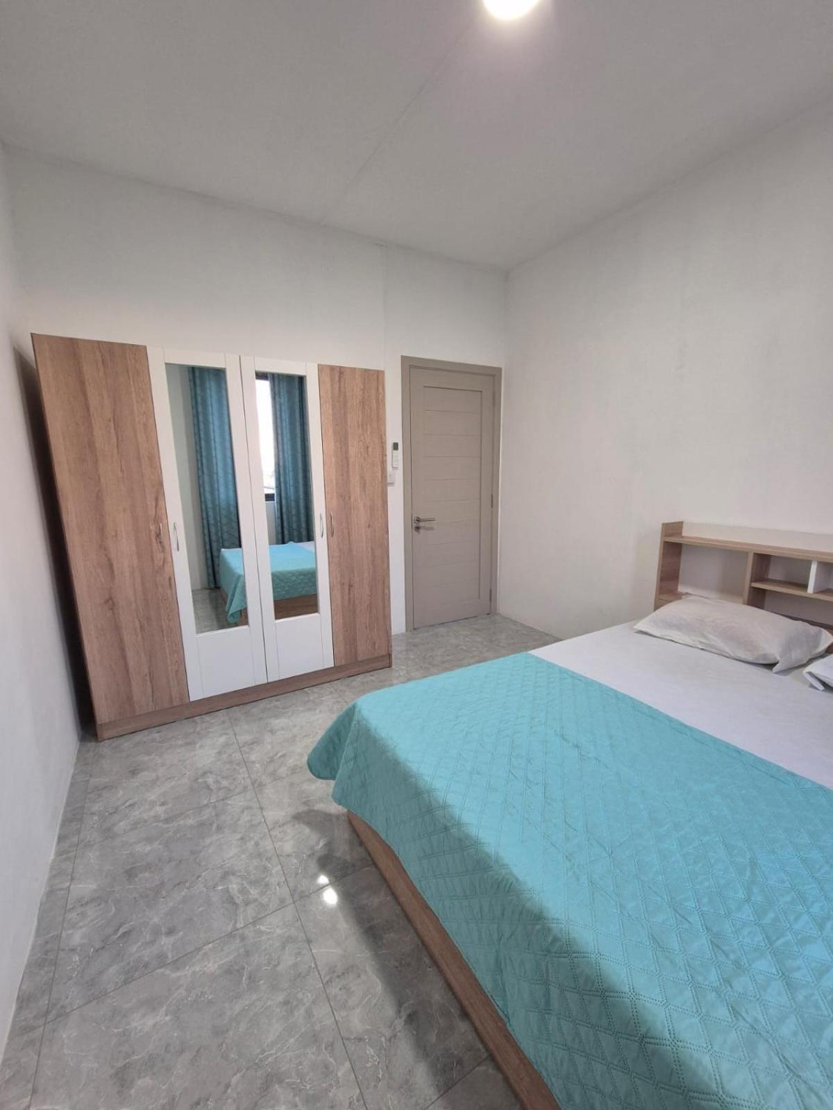 Skyview Apartment- Rooftop Penthouse With Sunset & Sea Views Flic-en-Flacq エクステリア 写真